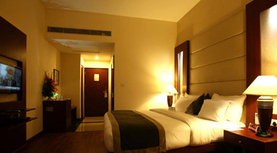 Continent Nakodar Hotel, Nakodar 4